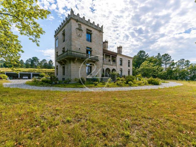 Casa en venta en Celanova Orense