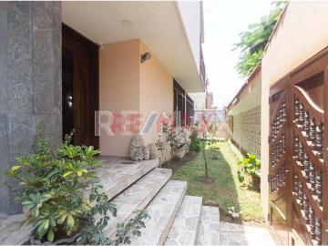 Casa en venta en Cercado De Lima a S/1,207,360
