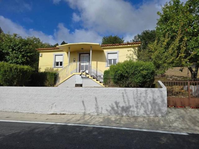 Casa en Venta en Cerdedo Cotobade