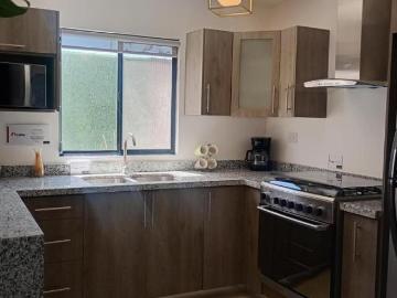 Casa en venta en cerrada con amenidades