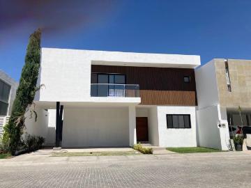 Casa en Venta en Cerrada de la Misi?n Campanario 13LC