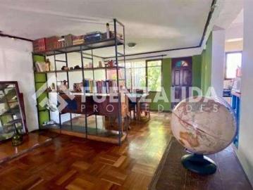 Casa en Venta en Cerro Navia 5 dormitorios 4 banos de 198 m