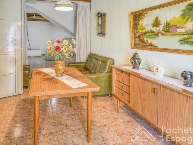 Casa en venta en Cervera del Maestre. CASA DE PUEBLOCON PRECIOSAS VISTAS A LA MONTAÑA. Casas Cervera del.