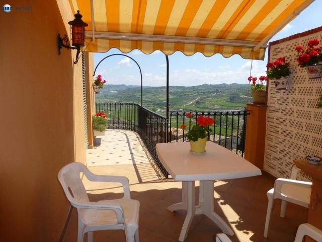 Casa en venta en Cervera. La casa de sus sueños con infinitas posibilidades. Casas.