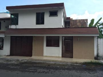 Casa en venta en Chetumal. Cerca de plaza las américas