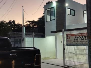 Casa en venta en Chetumal cerca Plaza de las Américas