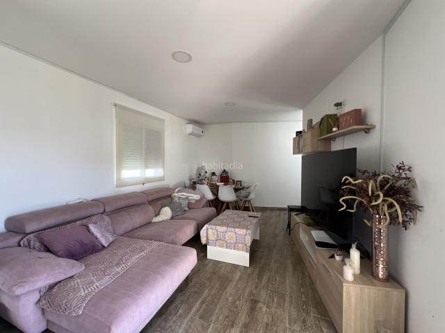 Casa en venta en Chiclana de la Frontera, Las Lagunas Campano. Chiclana Casa adosada con jardín y piscina, para entrada inmediata. Casas Chiclana de la.