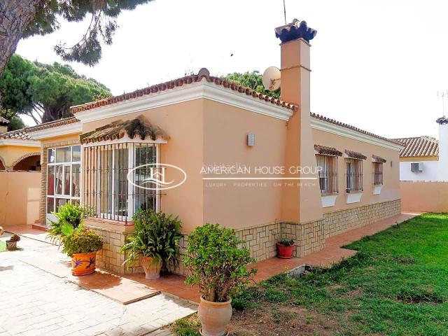 Casa en venta en Chiclana de la Frontera, Las Lagunas Campano. Fabuloso Chalet en Venta en la Zona de La Rana Verde, Chiclana de la Fra Cádiz. Casas Chiclana de la.