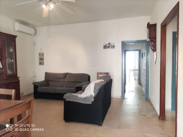 Casa en venta en Chipiona, Centro Este. Vivienda independiente en Chipiona con espacio para coche. Casas.