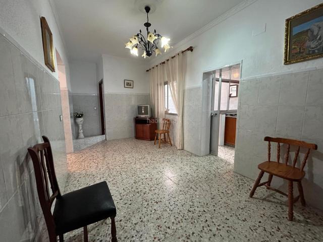 Casa en venta en Chipiona, Centro Este. CASA INDEPENDIENTE, ZONA BARRERO Y CERCANÍA A PLAYA REGLA. Casas.