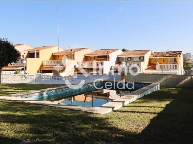 Casa en Venta en Chiva