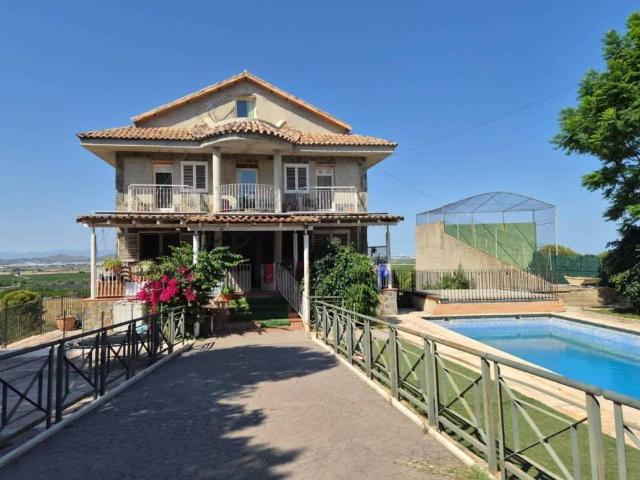 Casa en Venta en Chiva