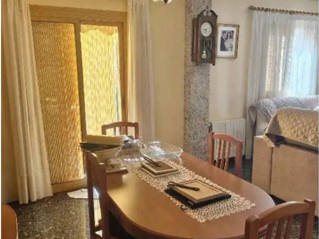 Casa en Venta en Chiva