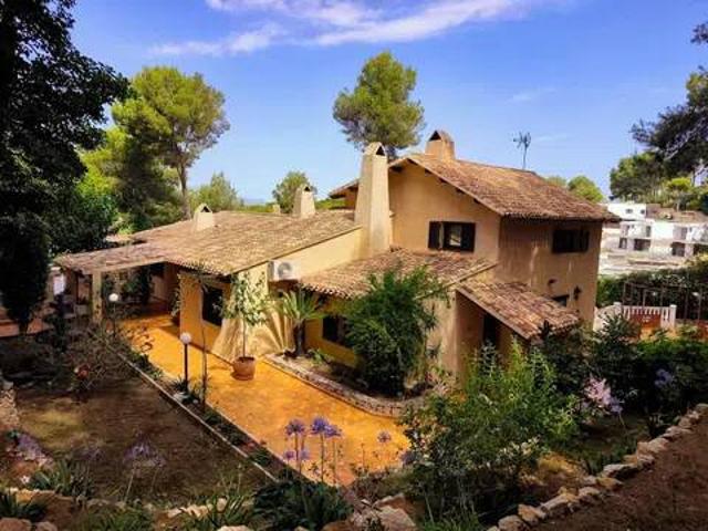 Casa en Venta en Chiva