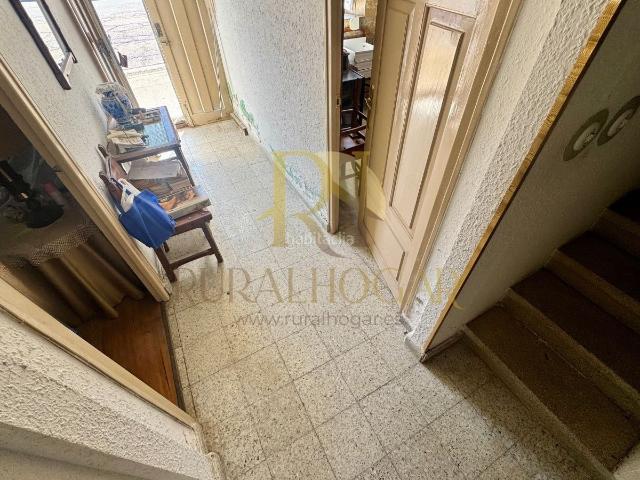 Casa en venta en Chozas de Abajo. CEMBRANOS, A 15 MINUTOS DEL CENTRO DE LEÓN. Casas Chozas de.