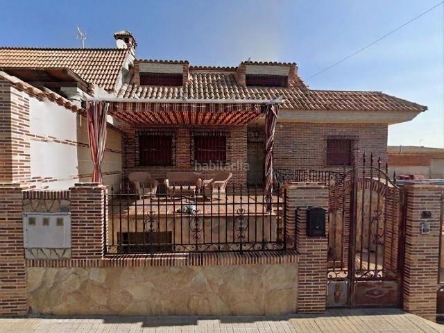 Casa en venta en Chozas de Canales. Se vende casa en Chozas de Canales. Sin posesión, no visitable. Casas Chozas de.