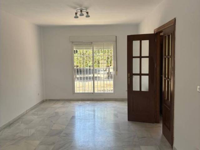 Casa en venta en Churriana de La Vega, Zona de San Cayetano Avenida Cristóbal Colón