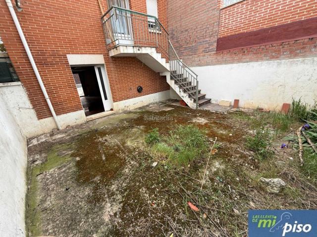 Casa en venta en Cigales. Oportunidad Adosado en Cigales de tres dormitorios. Casas.