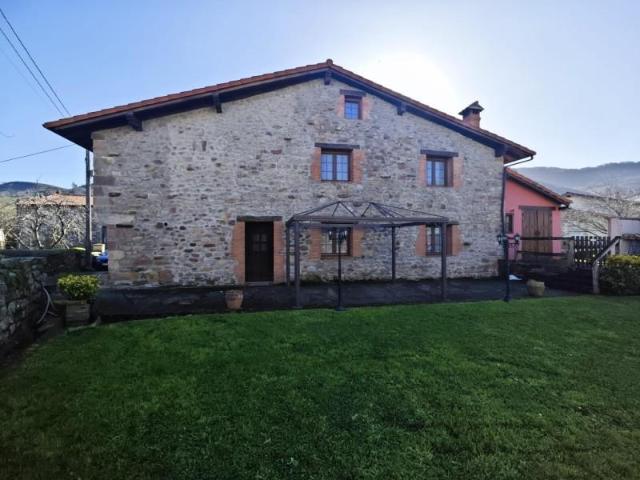 Casa en venta en Cieza, Villayuso
