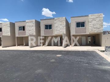 CASA EN VENTA EN CIRCUITO CAPULLO