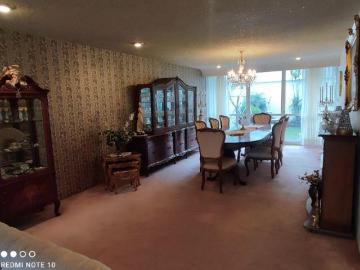Casa en Venta en Circuito Juristas, Satélite, Naucalpan de Juárez