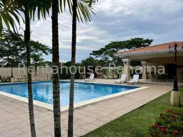Casa en Venta en Ciudad de Panamá Brisas del Golf Panamá 250 m2. 3 hab