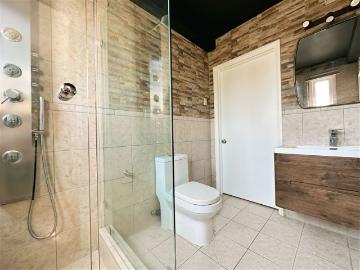 Casa en Venta en Clásica y remodelada: Barrio Presidente Errázuriz / Verbo Divino