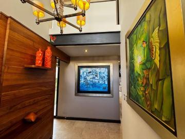 Casa en Venta en Club de Golf La Loma con Asador en el Jardin