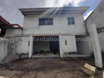 Casa en Venta en el valle de anton, avenida El Guayabal Coclé 350 m2. 2 hab