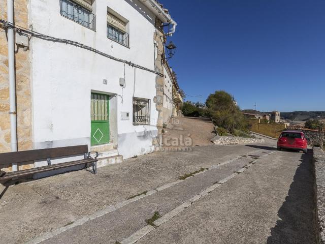 Casa en venta en Cogolludo. Casa en pueblo de Guadalajara. Casas.