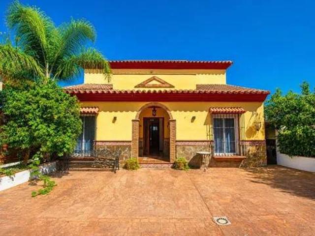 Casa en Venta en Coín