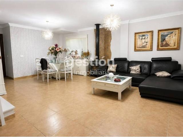 Casa en Venta en Coín