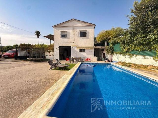 Casa en Venta en Coín