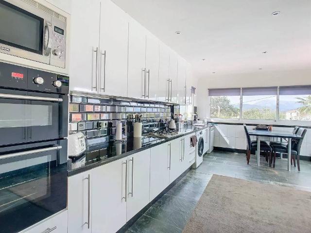 Casa en Venta en Coín