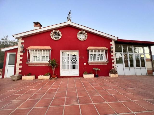 Casa en venta en Coín. Casa Unifamiliar en Plaza de la Alameda Coín. Casas.