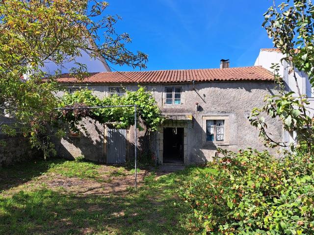 Casa en venta en Coirós, A Coruña