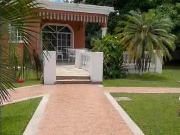 Casa en venta en Col. Campestre por Nuevo Veracruz