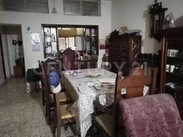 CASA EN VENTA EN COL. INDUSTRIAL EN MONTERREY