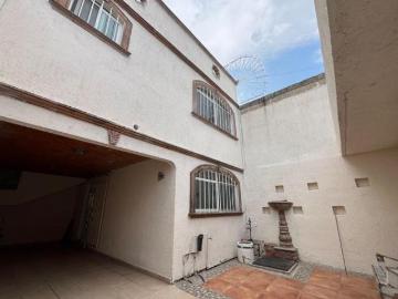 Casa en venta en Col. La Michoacana, Metepec