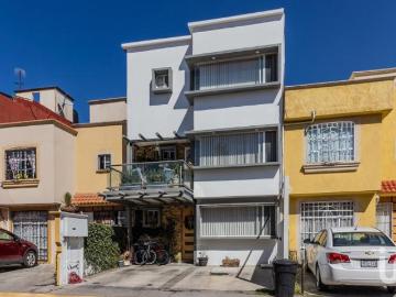 Casa en Venta en Col. Las Américas, Ecatepec: ¡Tu Nuevo Hogar Te Espera!