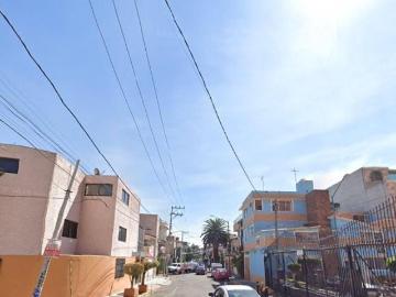 CASA EN VENTA EN COL PASEOS DE CGURUBUSCO IZTAPALAPA CDMX