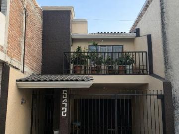 Casa en venta en Col. San Agust?n, Le?n ? 3 rec?maras, cochera y excelente ubicaci?n