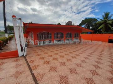 Casa en Venta en Colón Colon Colón 5 hab