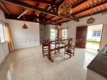 Casa en Venta en Colón Colón 156 m2. 2 hab