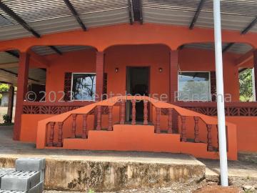 Casa en Venta en Colon, Colón