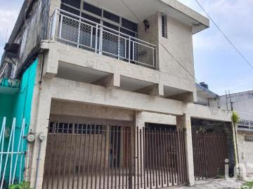 Casa en venta en Colonia Centro Carmen Serdán de San Andrés Tuxtla, Ver