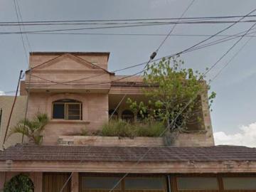 RP CASA EN VENTA EN COLONIA LOS LAURELES ZAMORA DE HIDALGO