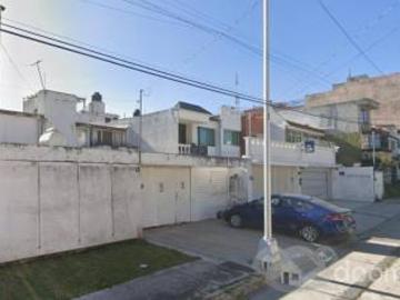Casa en venta en Colonia La Paz en Puebla