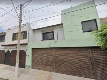 ! CASA EN VENTA EN COLONIA LEON MODERNO LEON GTO ! PROPIEDAD EN REMATE HIPOTECARIO