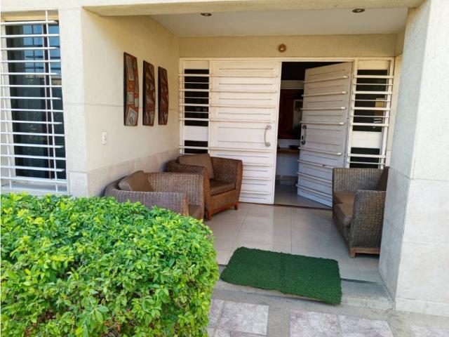Casa en Venta en Colinas de Catia La Mar DT